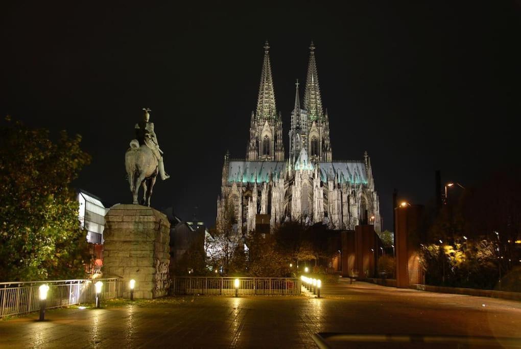 Studio 50 Qm Zentral In Domnaehe Cologne Luaran gambar